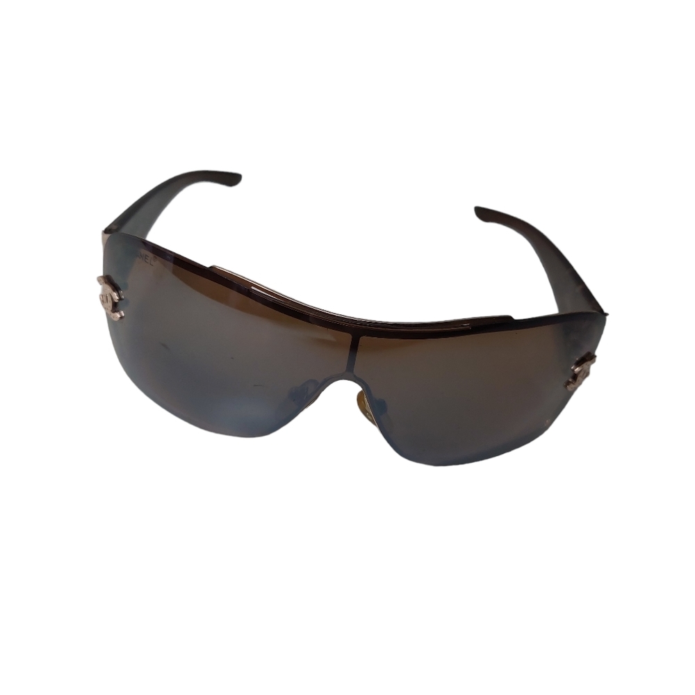 Chanel CC Sunglasses - Picture 3 of 11